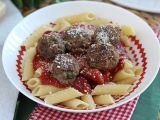Przepis Klopsiki z wołowiną i parmezanem