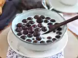 Przepis Płatki śniadaniowe z kulkami czekoladowymi typu nesquik