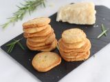 Przepis Ciastka z parmezanem i ziołami