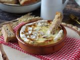Przepis Pieczony ser camembert w frytkownicy powietrznej!