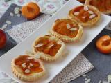 Przepis Morelowe tarteletki tatin – szybki deser na przyjęcie!