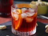 Przepis Negroni: przepis z odpowiednimi dawkami do przygotowania w domu