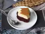 Przepis Choco flan, idealne połączenie wilgotnego ciasta czekoladowego i waniliowo-karmelowego flanu.