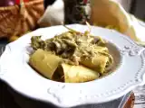 Przepis Makaron z karczochami i boczkiem - smaczne i łatwe w przygotowaniu pierwsze danie