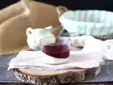 Przepis Panna cotta z sosem jagodowym