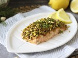 przepis Łosoś w pistacjowej skórce