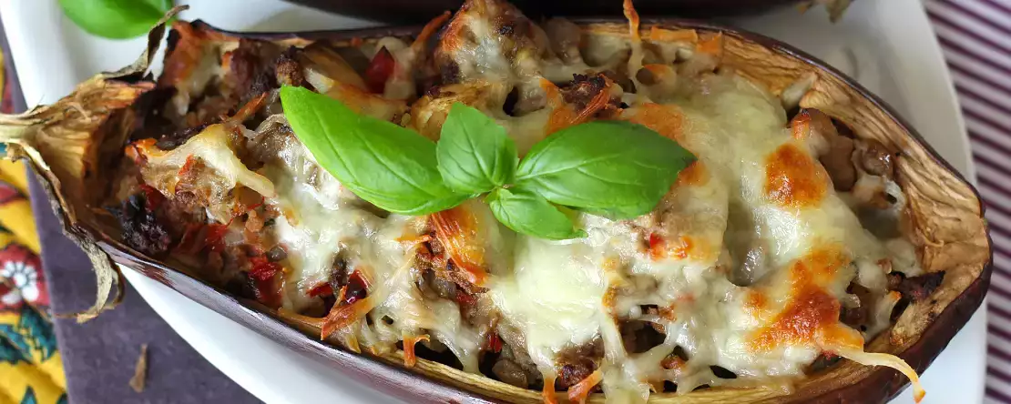 Faszerowane bakłażany z mozzarellą au gratin