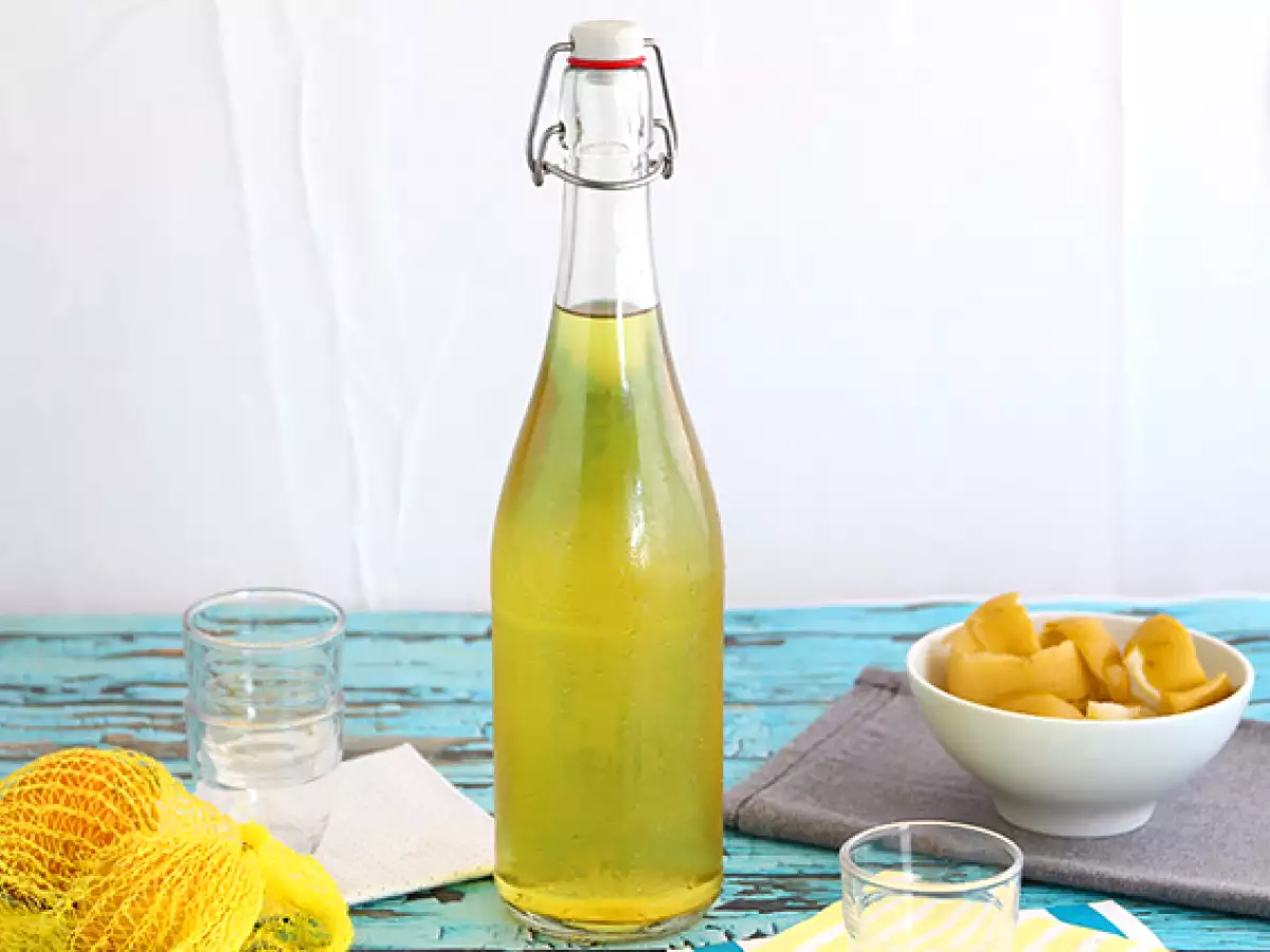 Przepis Łatwe domowe limoncello