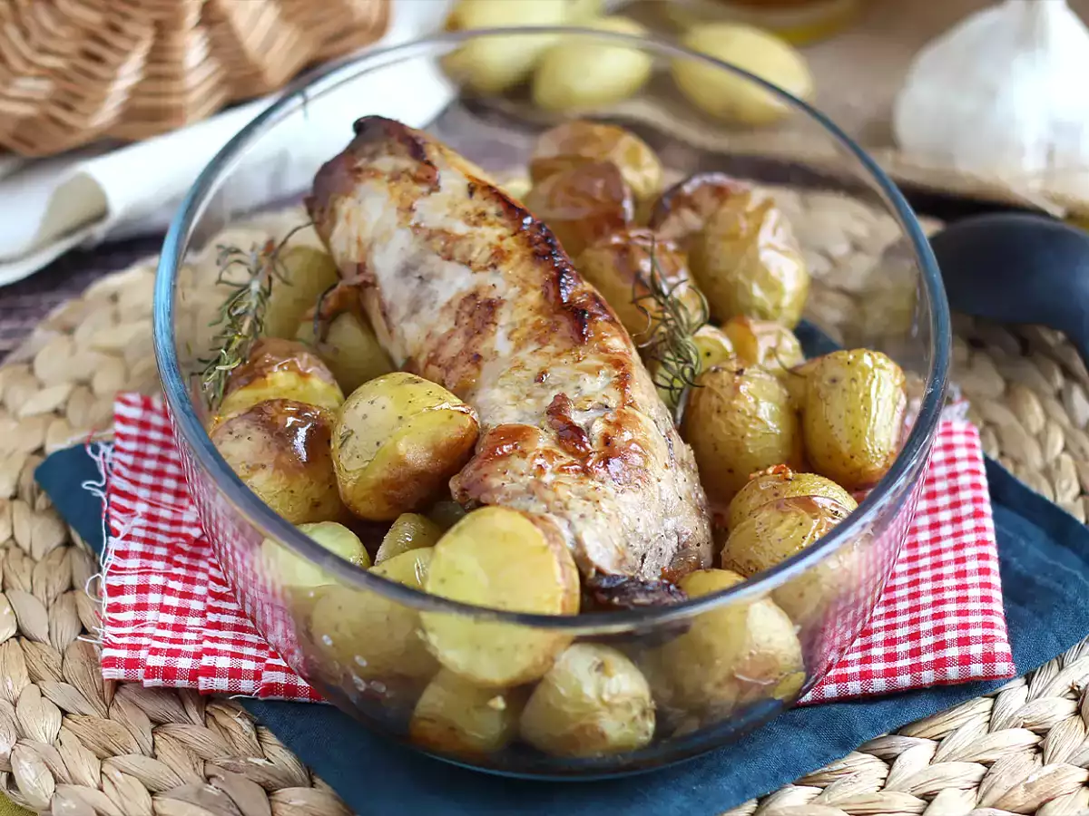 Przepis Pieczony filet mignon wieprzowy - perfekcyjna obróbka krok po kroku