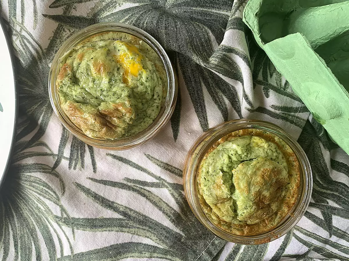 Przepis Jajka w kokilkach z pesto
