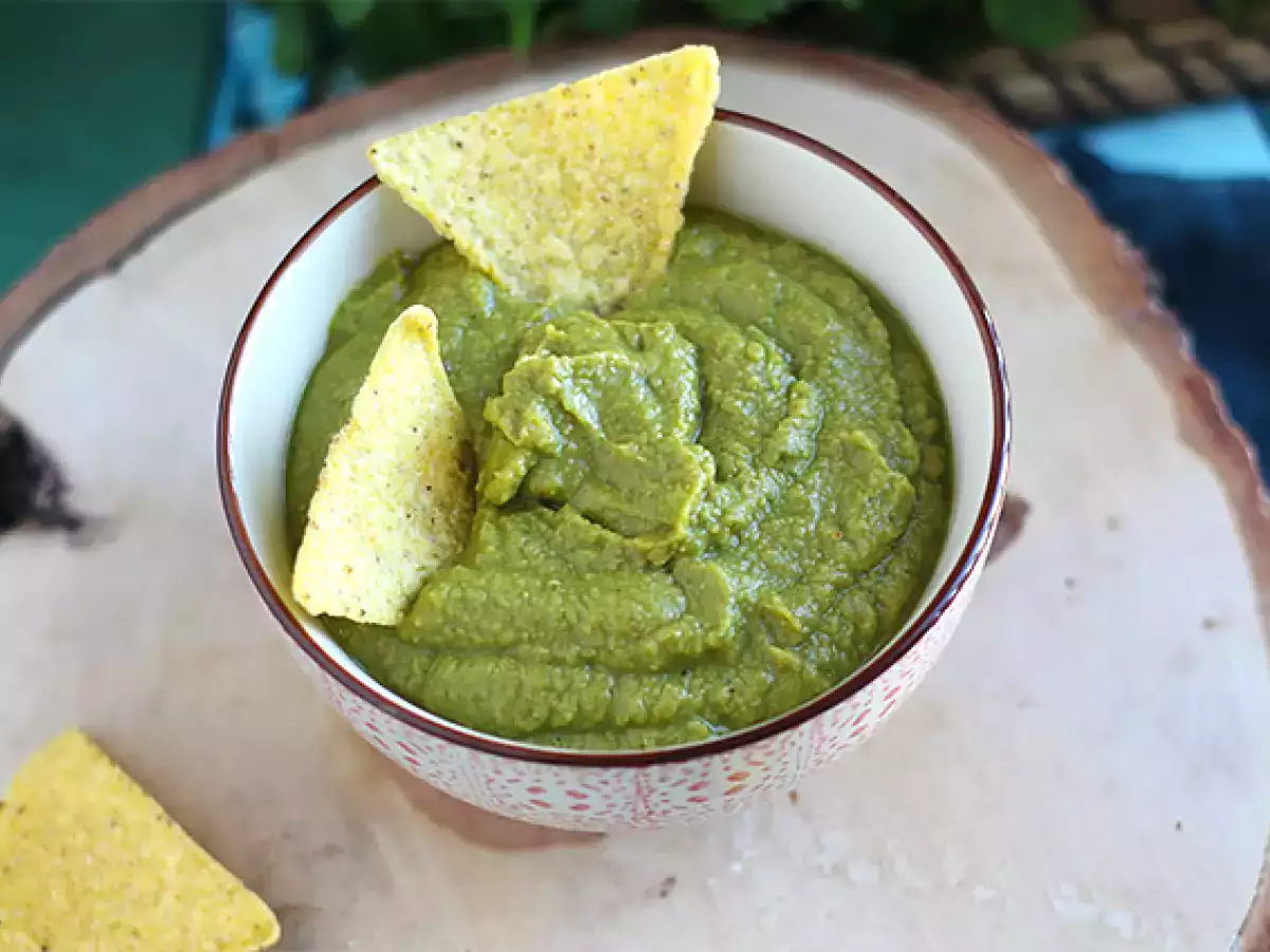 Przepis Guacamole z groszku i limonki
