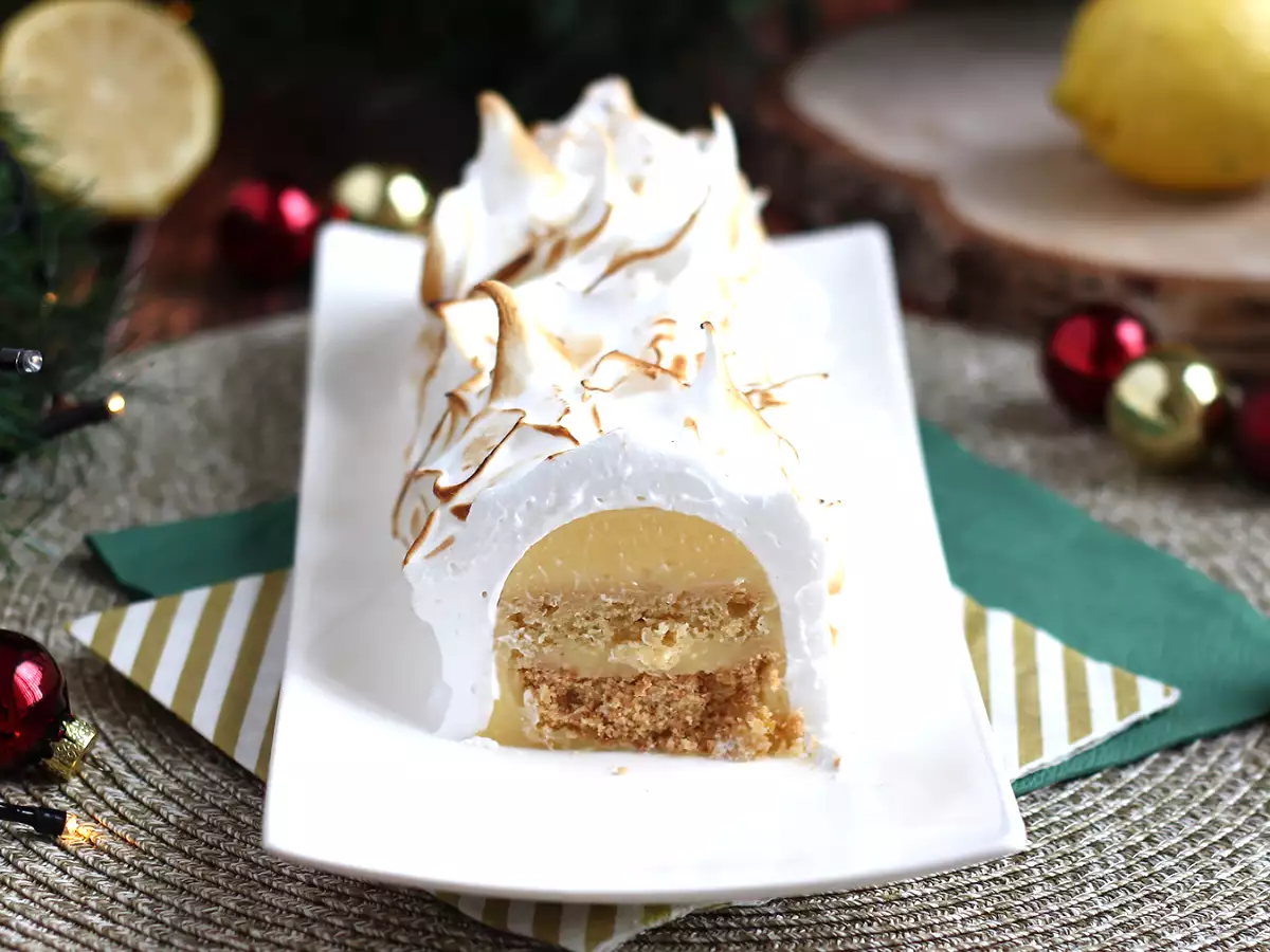 Przepis Ciasto cytrynowe z bezą