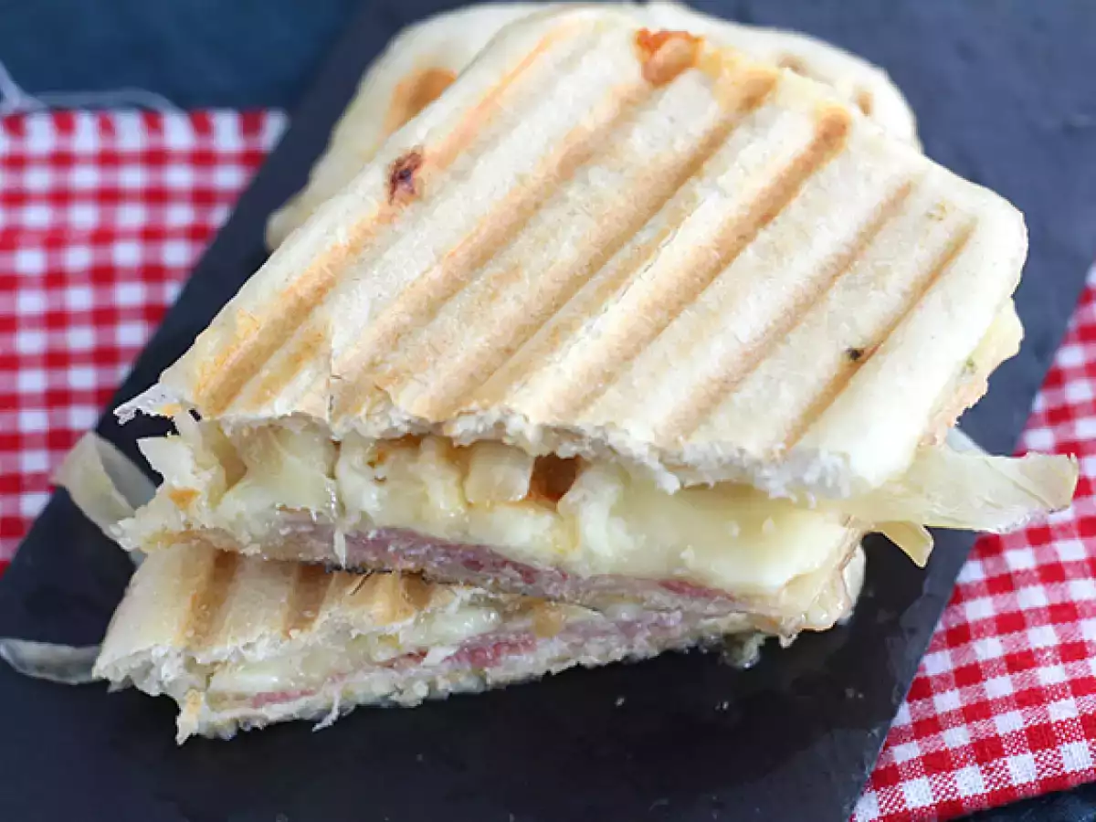 Przepis Panini z raclette