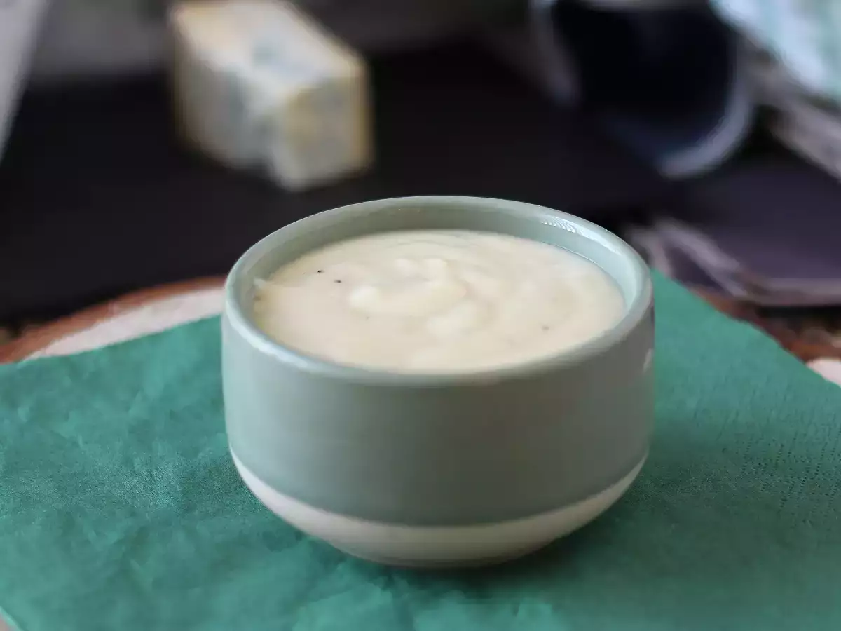 Przepis Sos gorgonzola