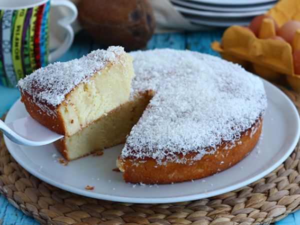 Przepis Brazylijskie ciasto kokosowe - bolo toalha felpuda
