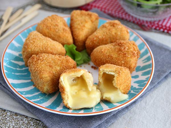 Przepis Camembert panierowany, rozpływający się i chrupiący