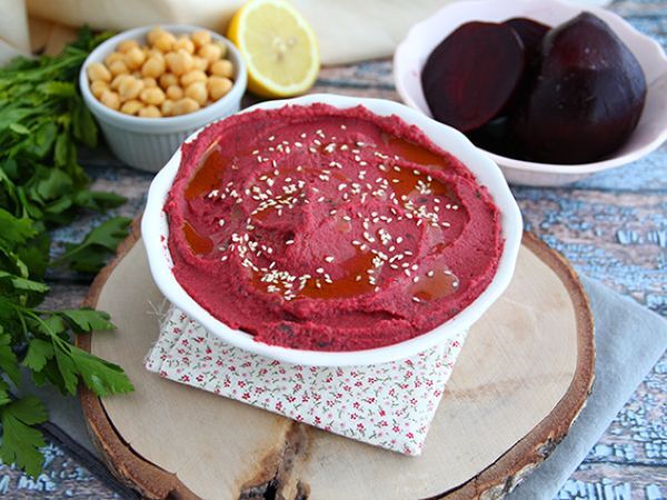 Przepis Hummus z buraków