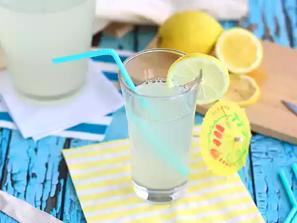 Przepis Prosta, orzeźwiająca lemoniada