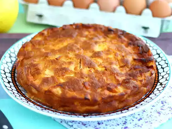 Przepis Proste ciasto z jabłkami