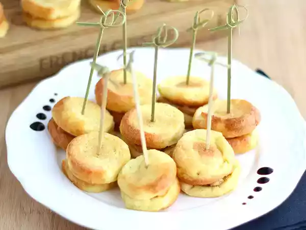 Przepis Makaroniki z foie gras i quenelles
