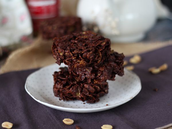 Przepis Wyjątkowo chrupiące różyczki choco z orzechami
