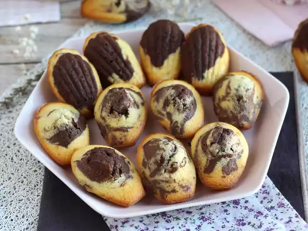 Przepis Koniecznie spróbuj marmurkowych madeleines!