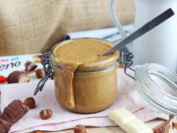 Przepis Pasta do smarowania o smaku kinder bueno - tylko 2 składniki