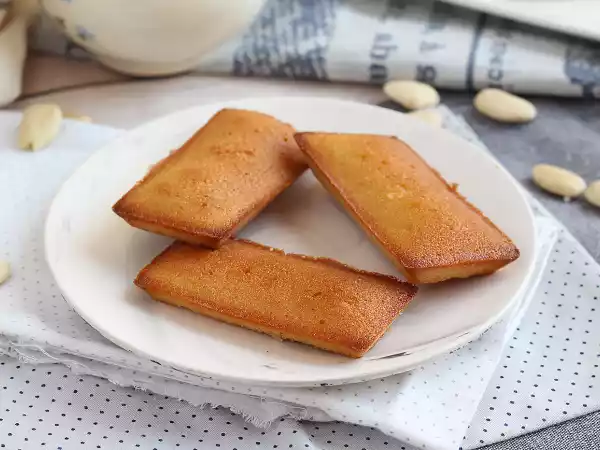 Przepis Domowe ciasto migdałowe
