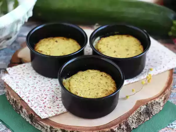 Przepis Flany z cukinii i pesto - bezglutenowe