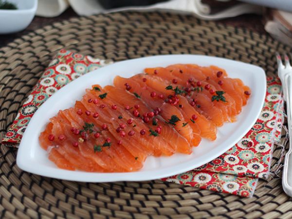 Przepis Gravlax, marynowany łosoś w szwedzkim stylu