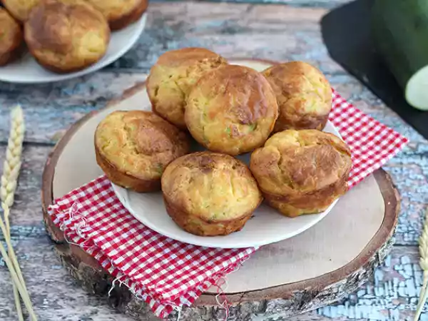 Przepis Babeczki z cukinią i kozim serem