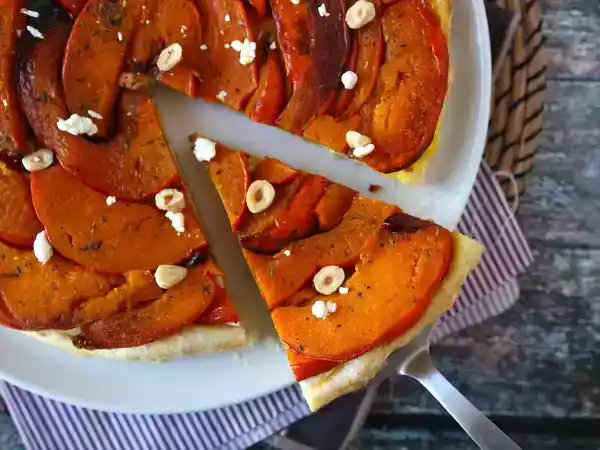 Przepis Tatin z dyni z kozim serem i miodem