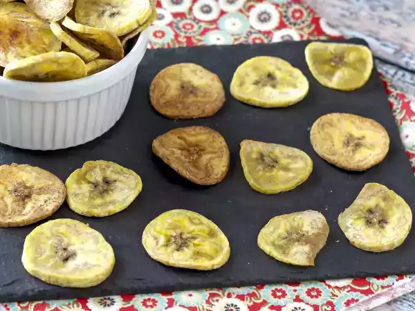 Przepis Chipsy z bananów macho pieczone w piekarniku