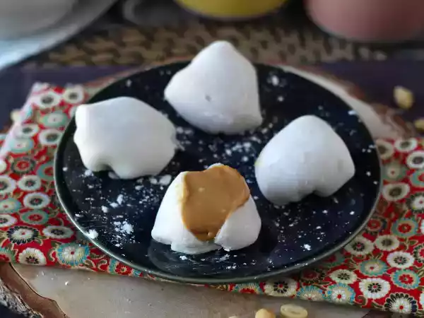 Przepis Mochi z masłem orzechowym