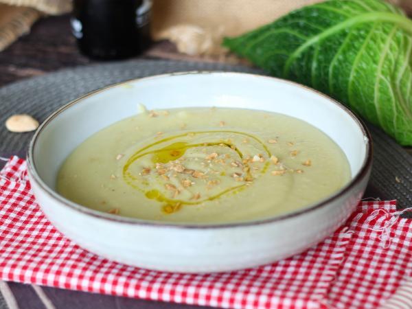 Przepis Zupa krem z jarmużu i ziemniaków w szybkowarze