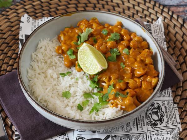 Przepis Curry z ciecierzycy - wegański przepis dla smakoszy
