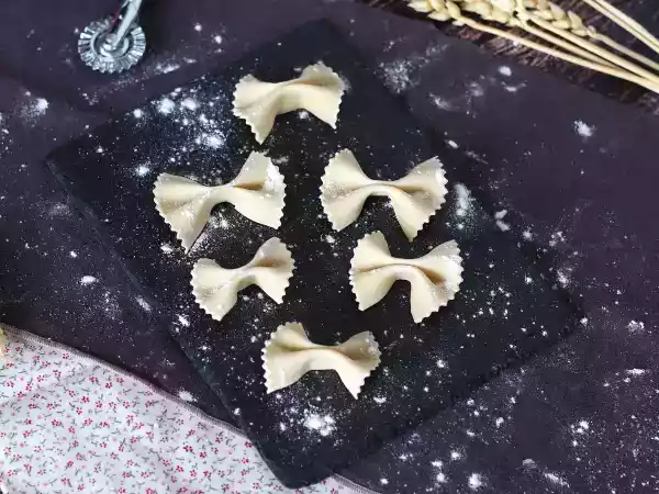 Przepis Domowe farfalle
