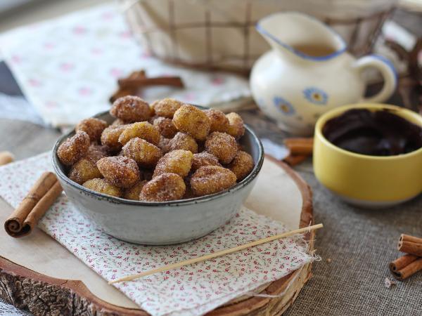 Przepis Gnocchi z airfryer: przepis na cynamonowy deser!