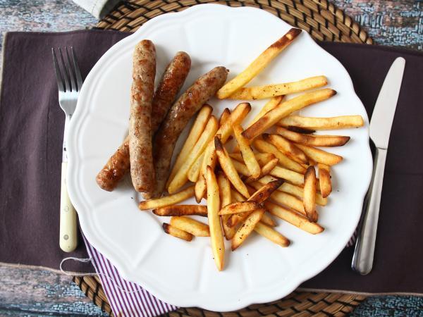 Przepis Jak ugotować kiełbaski w frytkownicy powietrznej?