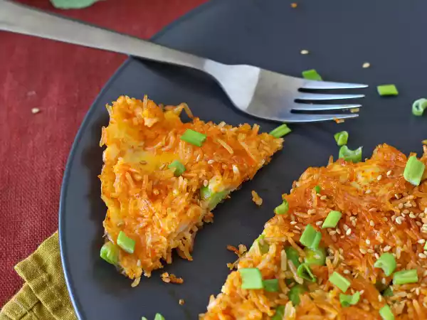 Przepis Omlet z chrupiącym ryżem i ziarnami soi, pikantny posiłek, który jest szybki i bezodpadowy!