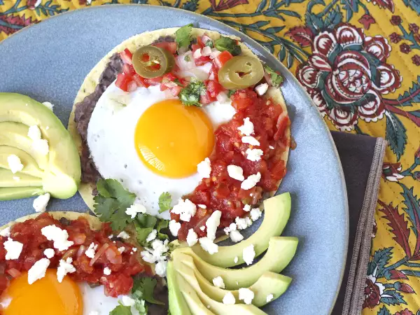 Przepis Huevos rancheros: kultowy i smaczny meksykański przepis