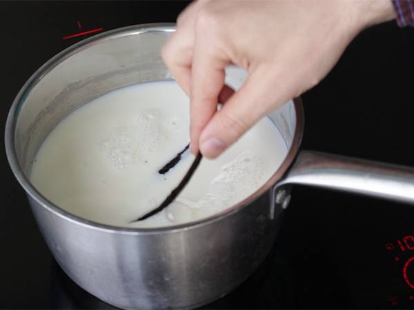Flan pâtissier jak u piekarza - Przygotowanie krok 1