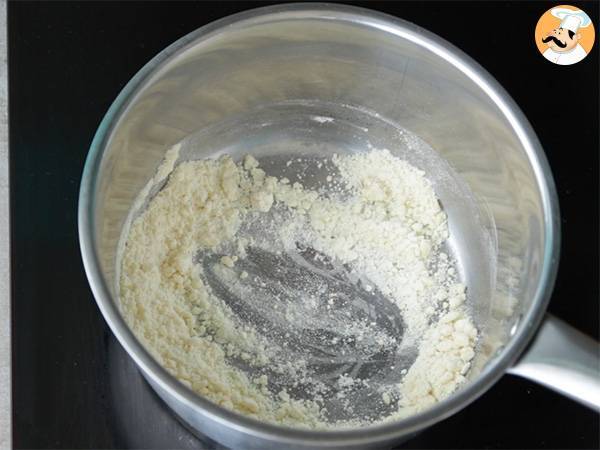 Miękkie i puszyste suflety serowe - Przygotowanie krok 1