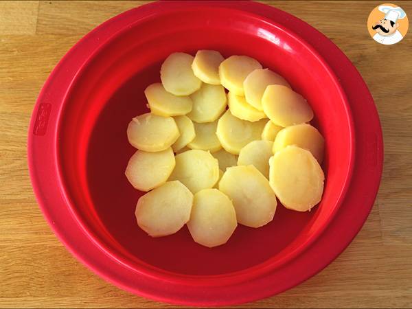 Tarta Tatin z ziemniakami i serem Cantal - Przygotowanie krok 2