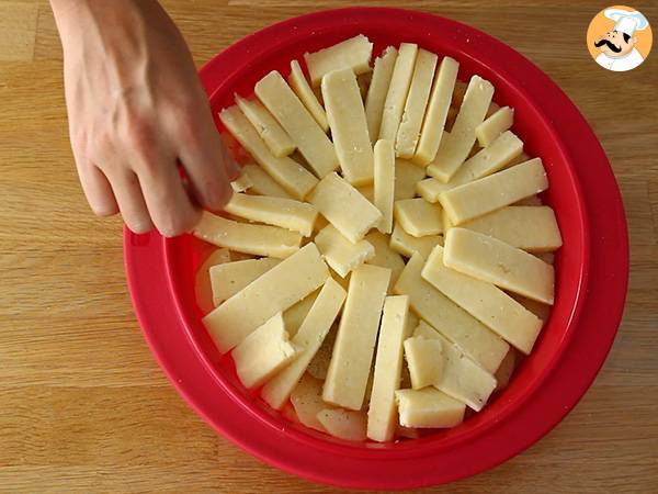 Tarta Tatin z ziemniakami i serem Cantal - Przygotowanie krok 4