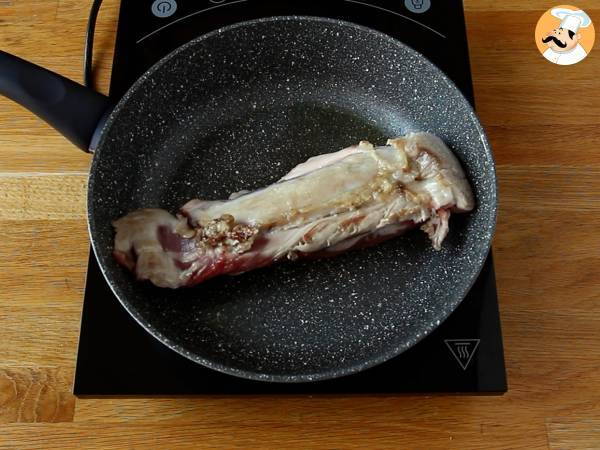 Polędwiczki wieprzowe w cieście francuskim, krok po kroku - Przygotowanie krok 2
