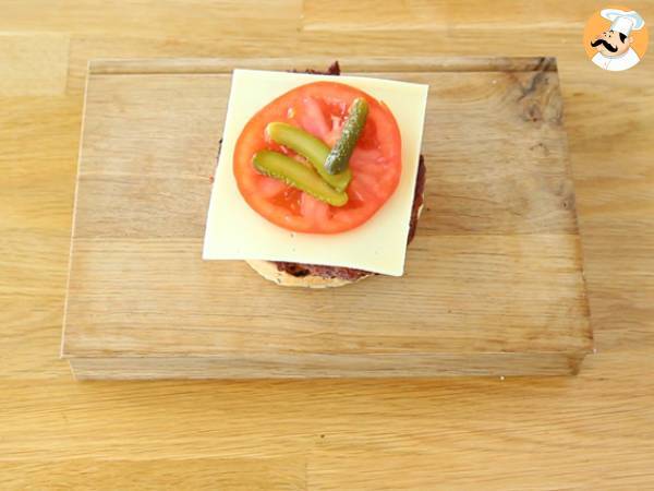 Wegetariański burger z czerwonej fasoli - Przygotowanie krok 8