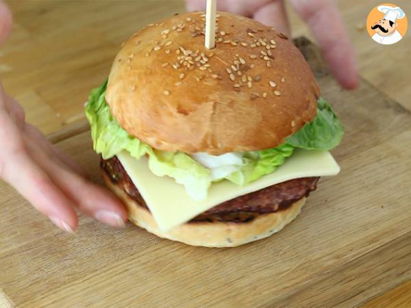 Wegetariański burger z czerwonej fasoli - Przygotowanie krok 9