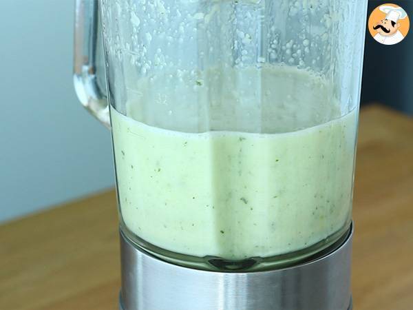Ogórkowe Mojito - bezalkoholowy koktajl na lato - Przygotowanie krok 2