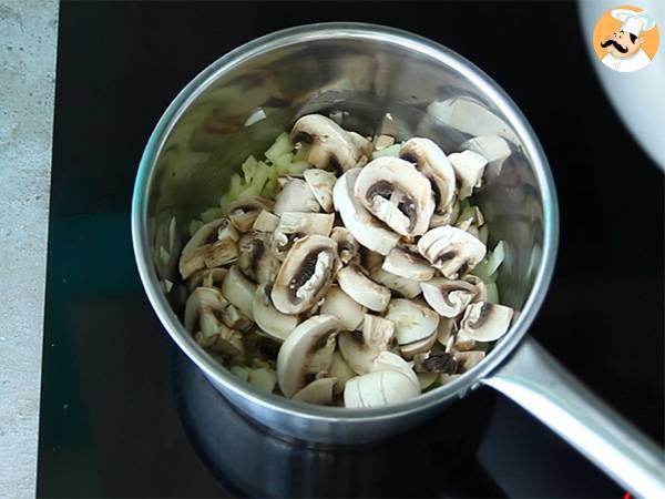 Risotto z komosą ryżową i grzybami - Przygotowanie krok 1